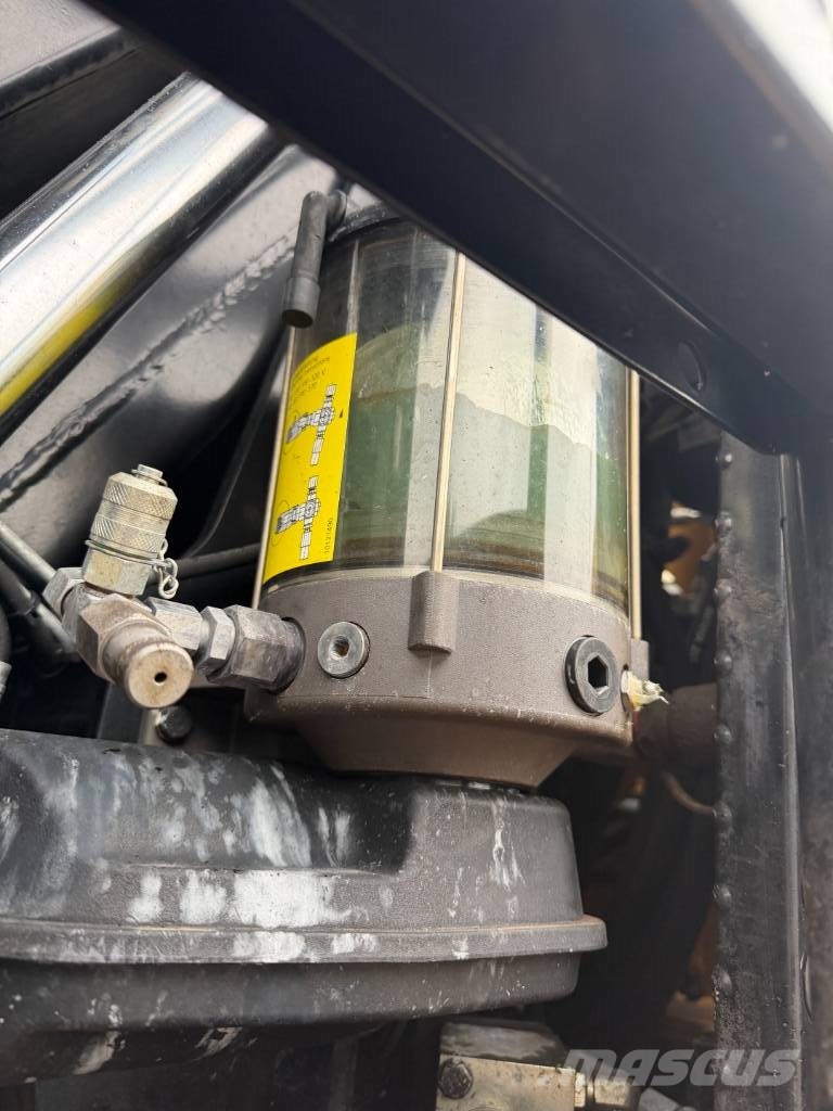 CAT MH 3024 Βιομηχανικά μηχανήματα διαχείρισης αποβλήτων