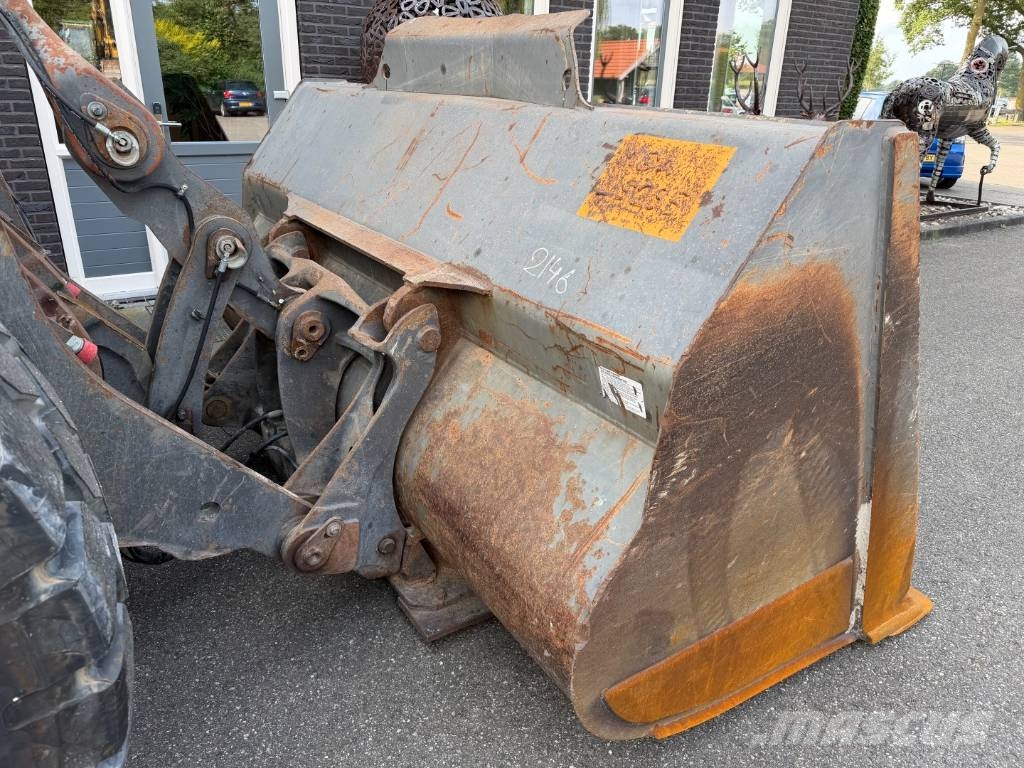 Volvo L 110 H  휠로우더