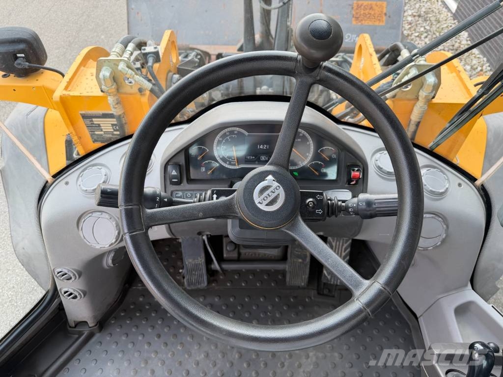 Volvo L 110 H  휠로우더