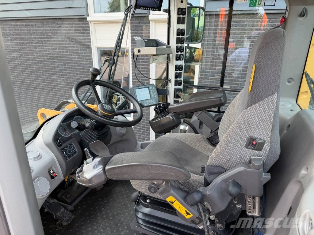 Volvo L 110 H  휠로우더