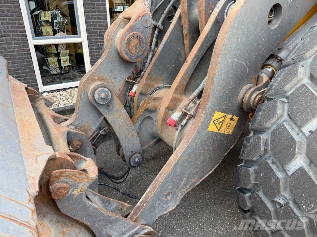 Volvo L 110 H  휠로우더