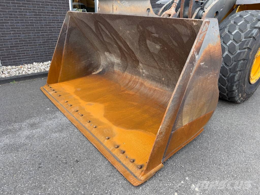 Volvo L 110 H  휠로우더