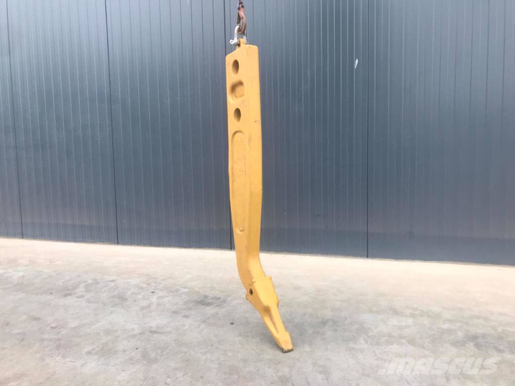 CAT D7E Shank incl. Tip Escarificadores