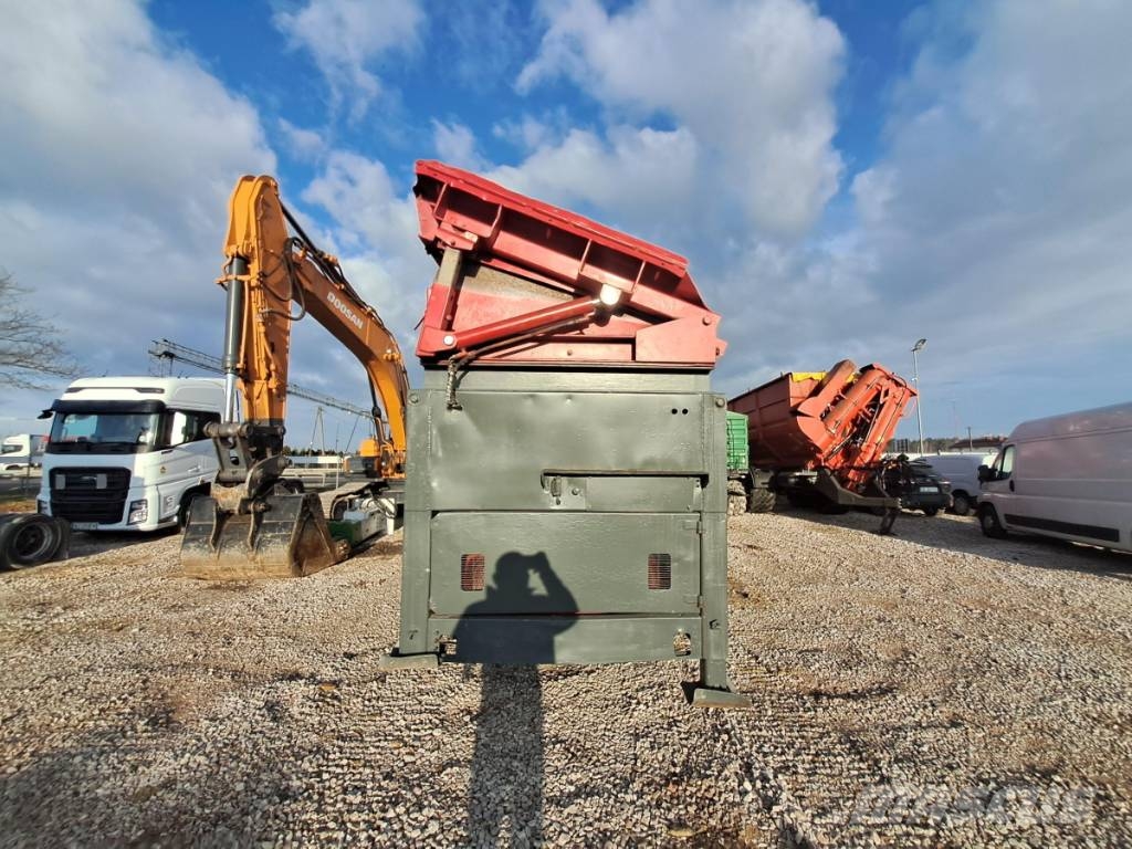 Sandvik QA 330 Machacadoras