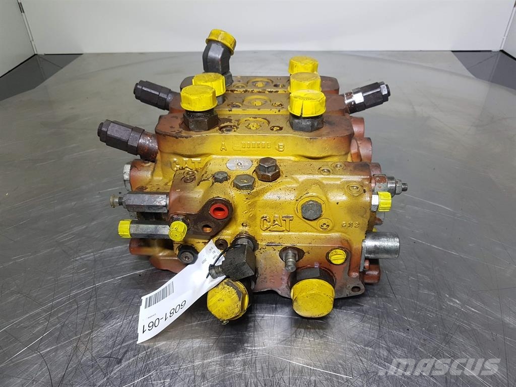 CAT 930 - 240-1686 - Valve/Ventile/Ventiel Hidráulica