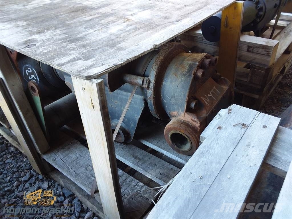 FMG ÖSA 184 (170) Used/Beg Houtoogstkranen