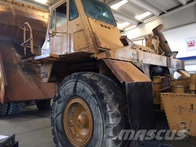 CAT 773 B 초대형 덤프 트럭