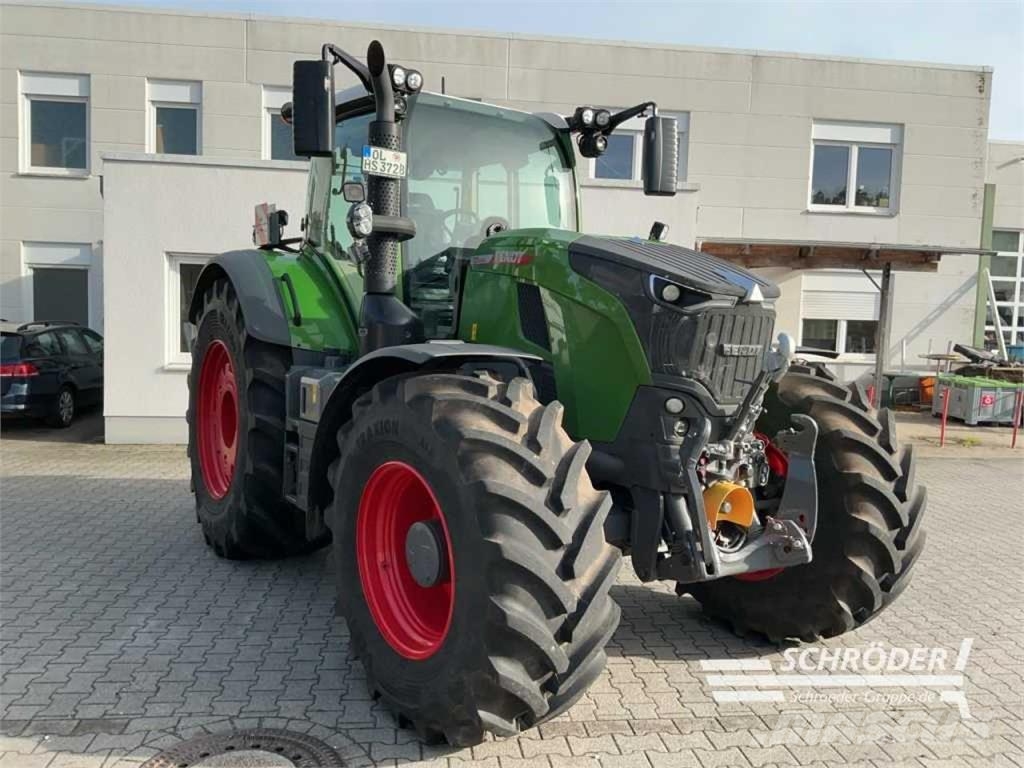 Fendt 728 VARIO GEN7 PROFI PLUS Traktorji