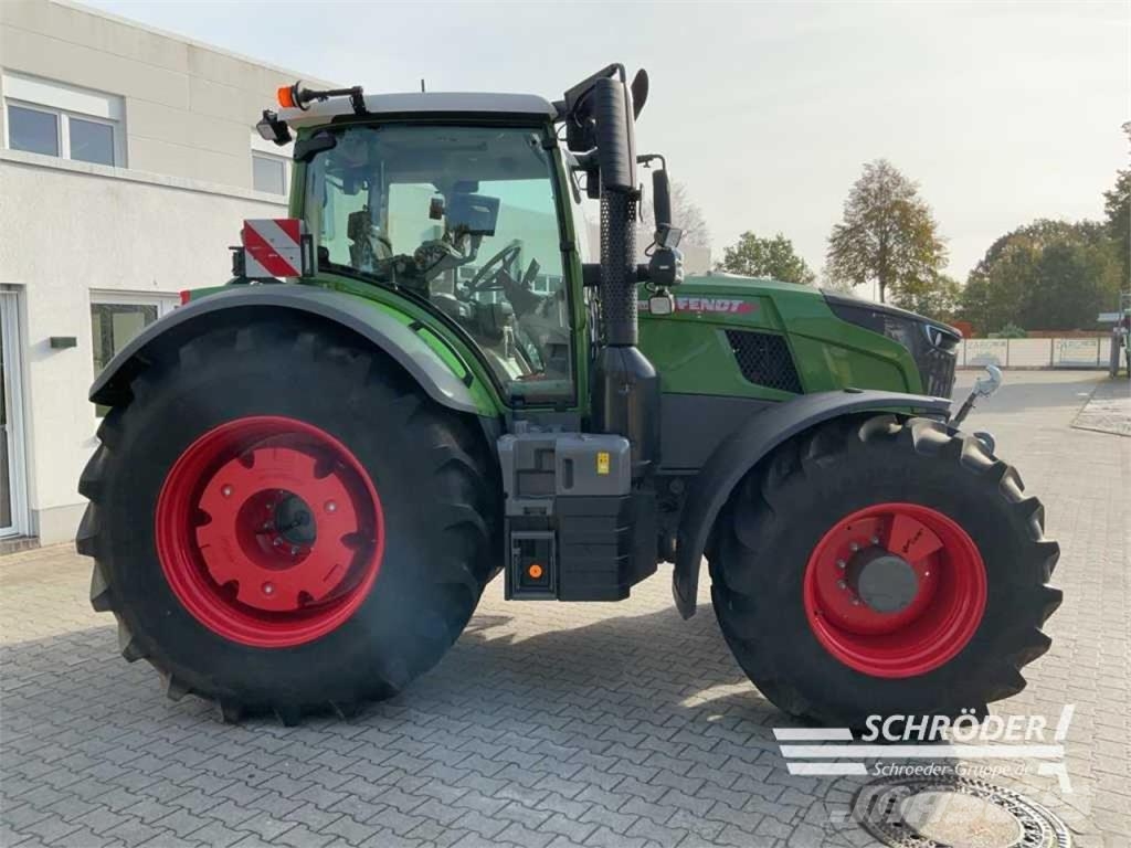 Fendt 728 VARIO GEN7 PROFI PLUS Traktorji