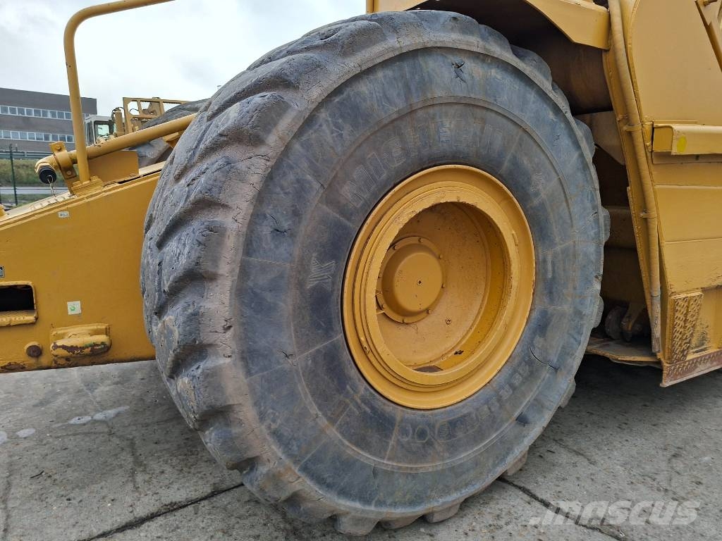 CAT 631E (3Units available) Skrabere