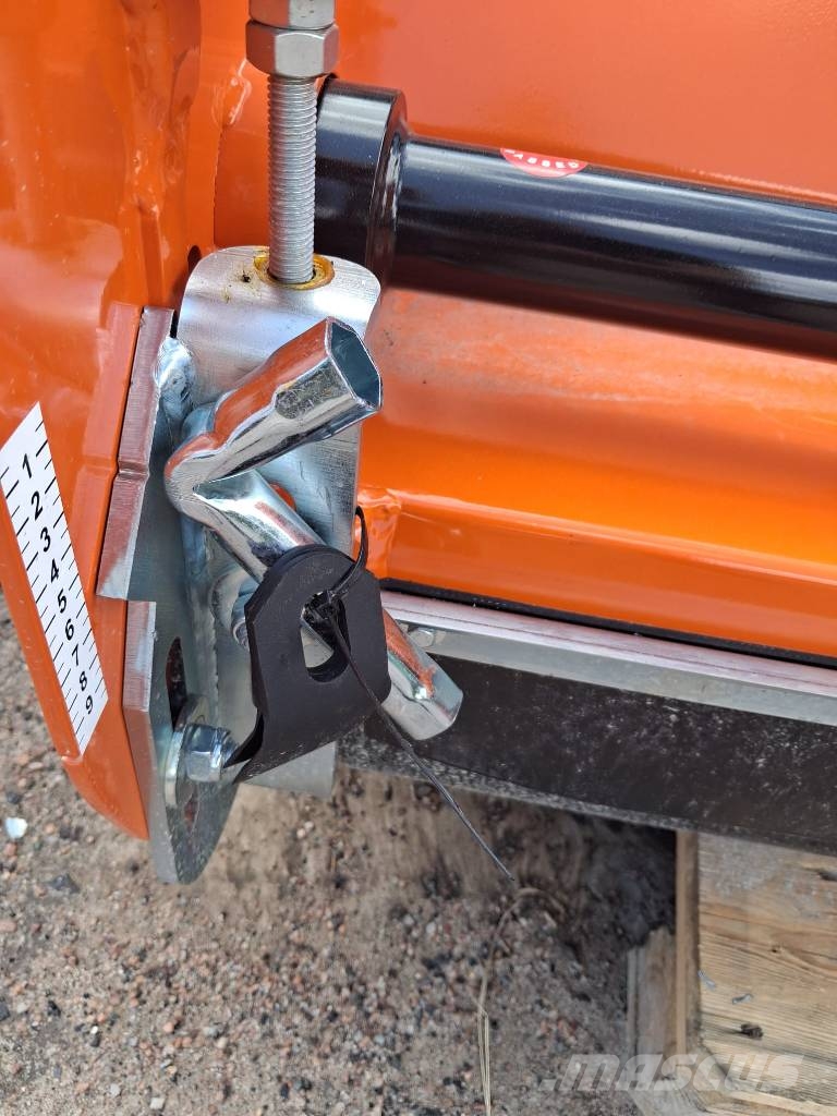 peruzzo TEG 1600 HD Special Accesorios para tractores compactos