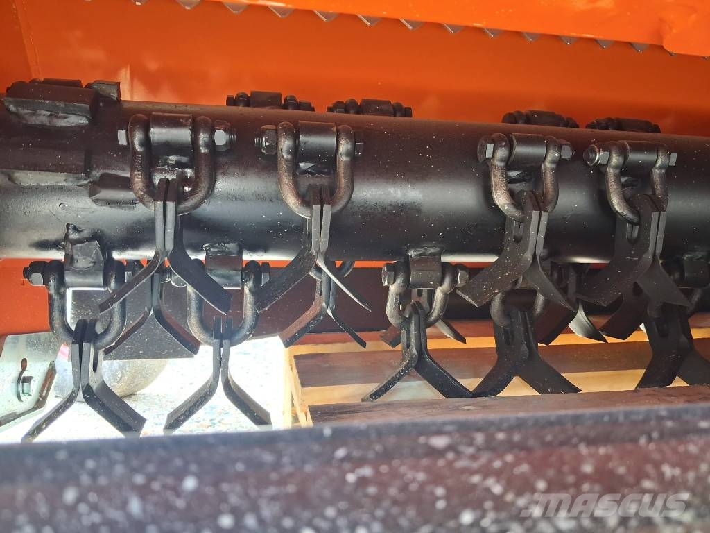 peruzzo TEG 1600 HD Special Accesorios para tractores compactos