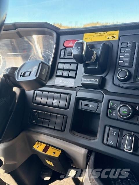 Scania R 410 B6x2*4NB LNG Camiones con temperatura controlada