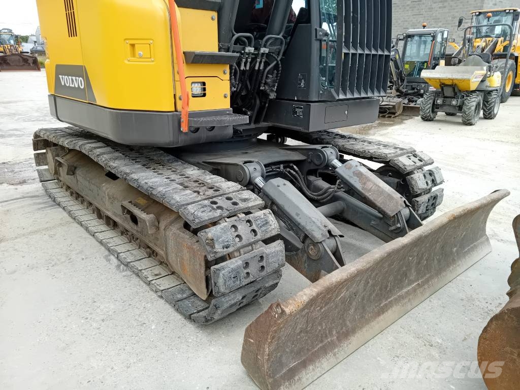 Volvo ECR 145 EL 大型油圧ショベル12t以上(パワーショベル・ユンボ)