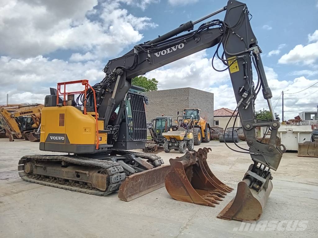 Volvo ECR 145 EL 大型油圧ショベル12t以上(パワーショベル・ユンボ)