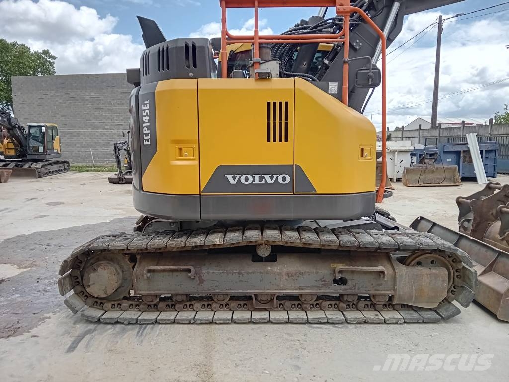 Volvo ECR 145 EL 大型油圧ショベル12t以上(パワーショベル・ユンボ)