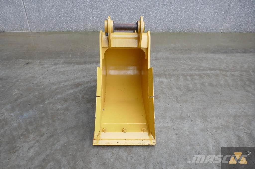 CAT 313 Bucket Buckets