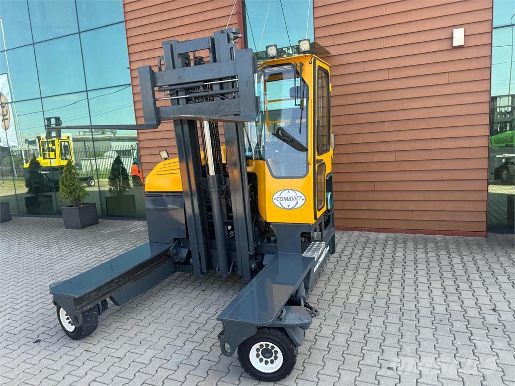 Combilift C4000 //2015 year//LPG / Low mast Повдигач с движение в 4 посоки