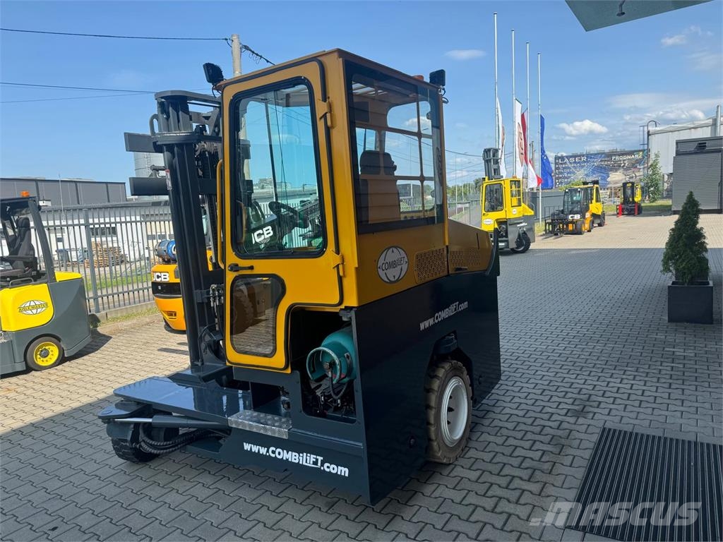 Combilift C4000 //2015 year//LPG / Low mast Nelitietrukit