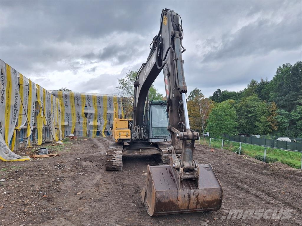 Volvo EC 160 CL Прочие фургоны