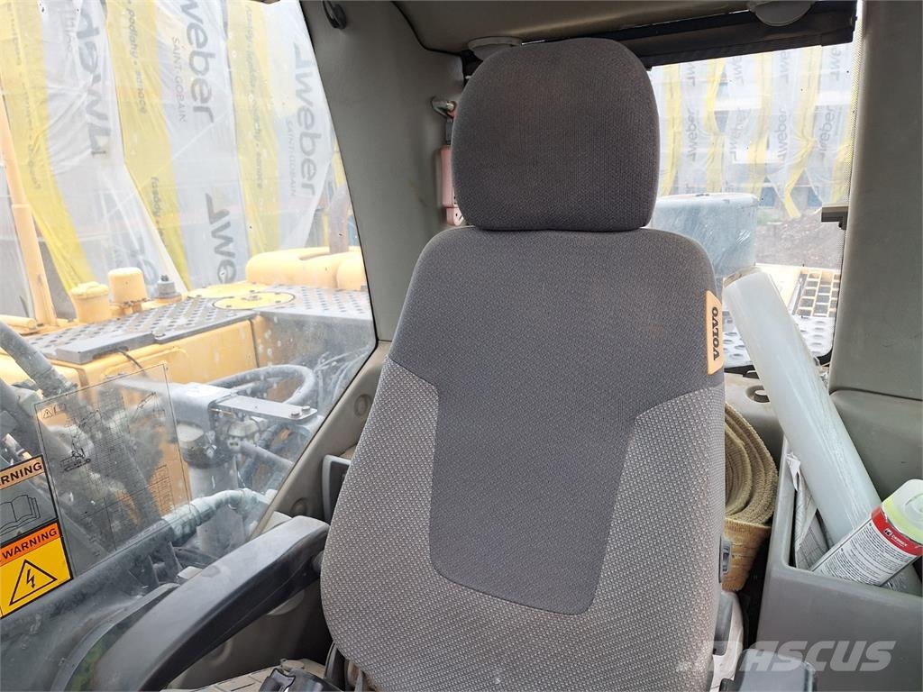 Volvo EC 160 CL Прочие фургоны