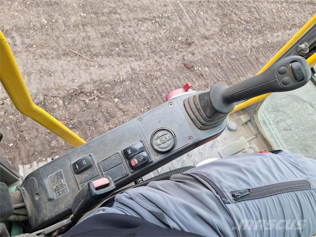 Volvo EC 160 CL Прочие фургоны