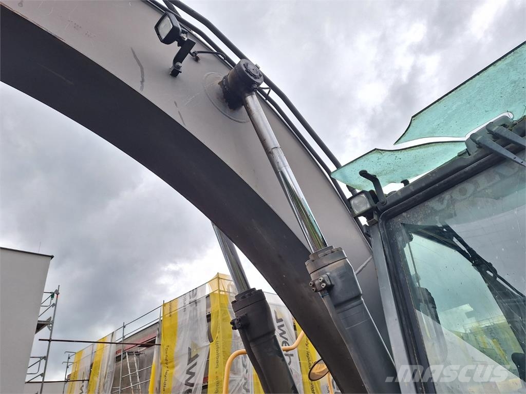 Volvo EC 160 CL Прочие фургоны