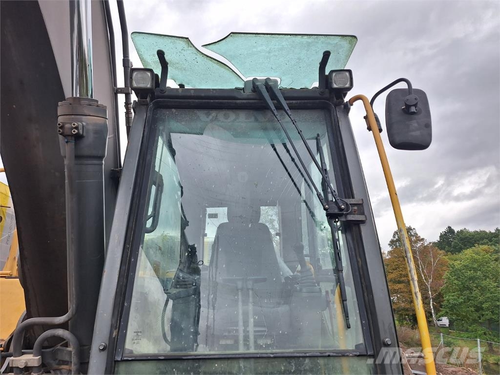 Volvo EC 160 CL Прочие фургоны