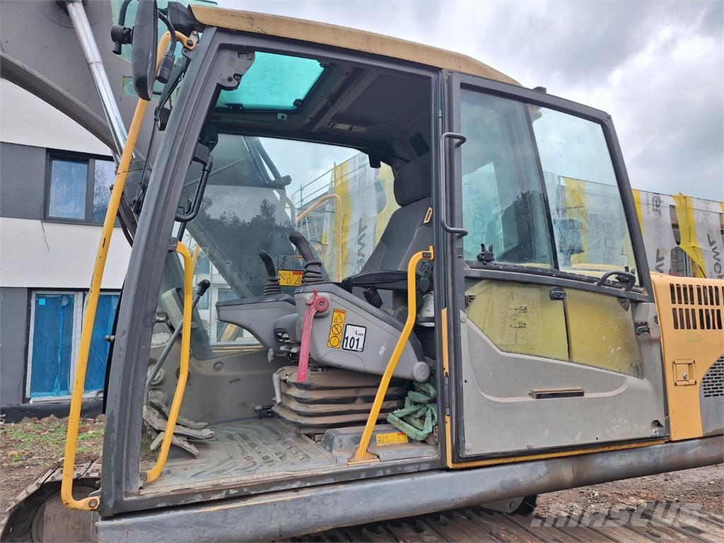 Volvo EC 160 CL Прочие фургоны