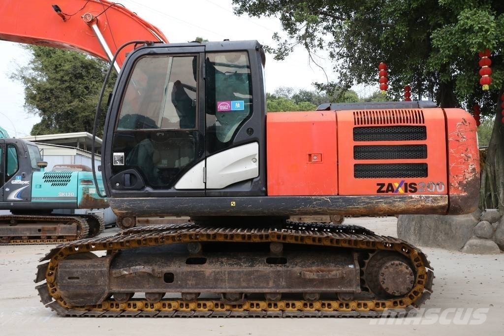 Hitachi ZX 200-5 G Lánctalpas kotrók