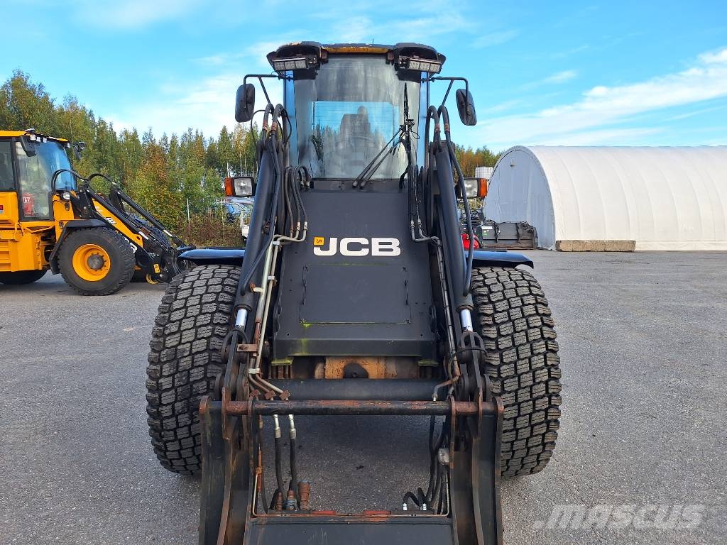 JCB 412 S Iekrāvēji uz riteņiem