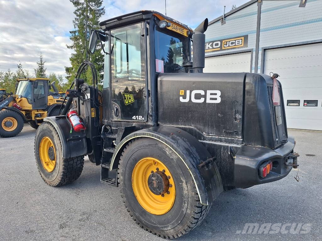 JCB 412 S Iekrāvēji uz riteņiem