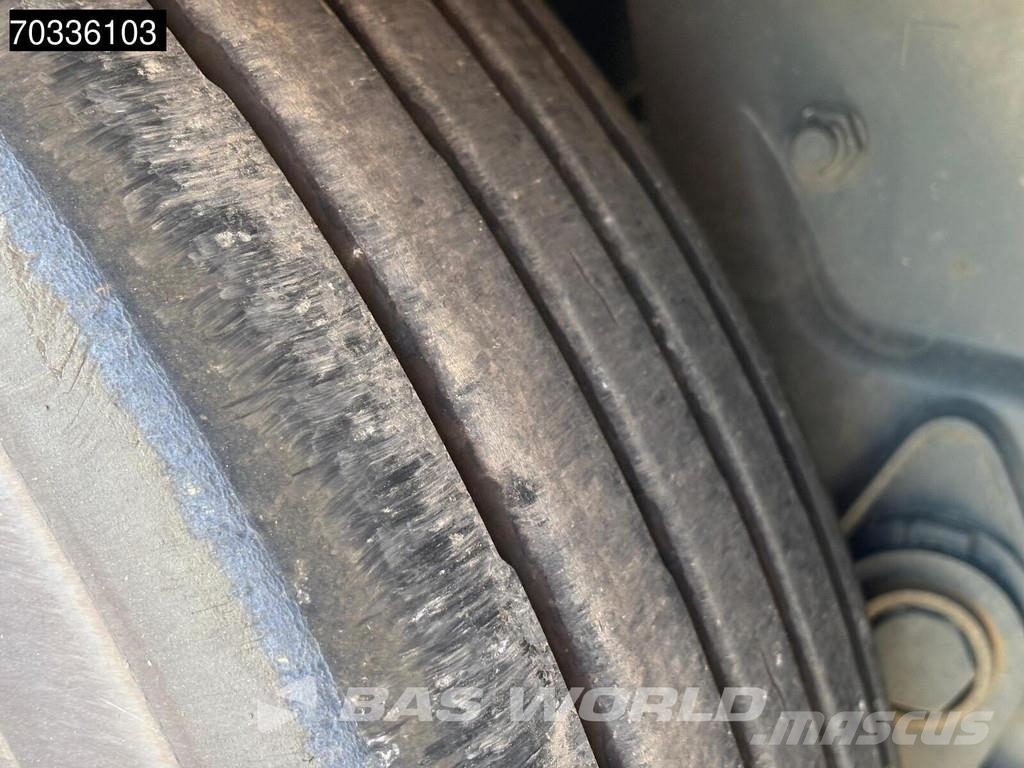 Sor Ibérica SOR S3E FRC07/27 Lift Axle 250x265 保温半挂车