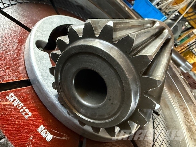 Volvo L 220 E USED FRONT FINAL DRIVE Axles