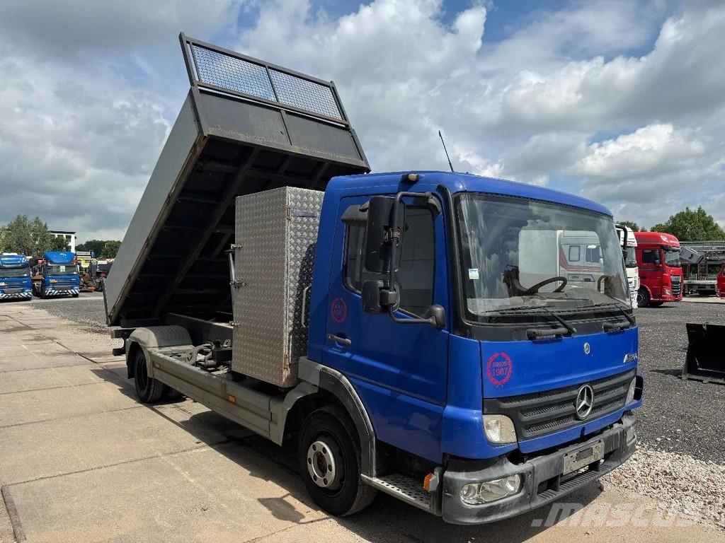 Mercedes-Benz Atego 815 4X2 3 WAY KIPPER FULL STEEL MANUAL GEAR 自卸式货车