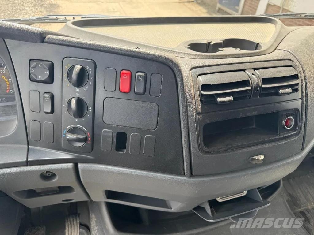Mercedes-Benz Atego 815 4X2 3 WAY KIPPER FULL STEEL MANUAL GEAR 自卸式货车