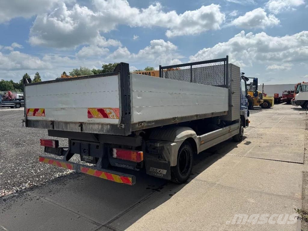 Mercedes-Benz Atego 815 4X2 3 WAY KIPPER FULL STEEL MANUAL GEAR 自卸式货车