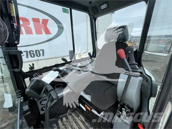 Bobcat E50R2 Міні-екскаватори < 7т