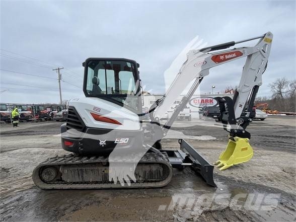 Bobcat E50R2 Міні-екскаватори < 7т