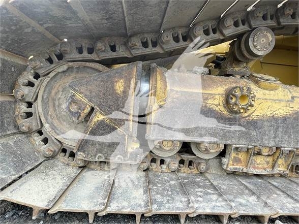 CAT D6T LGP Гусеничные бульдозеры