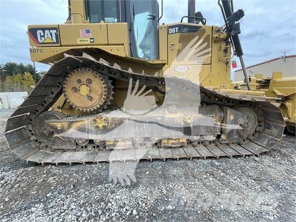 CAT D6T LGP Гусеничные бульдозеры