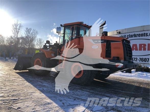 Doosan DL300 Tekerlekli yükleyiciler