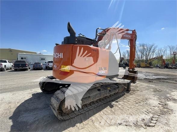 Hitachi ZX135US-6 Escavadeiras de esteiras