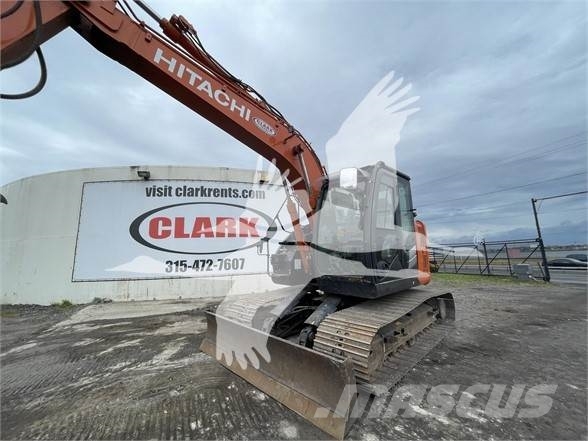 Hitachi ZX135USBL-6 حفارات زحافة