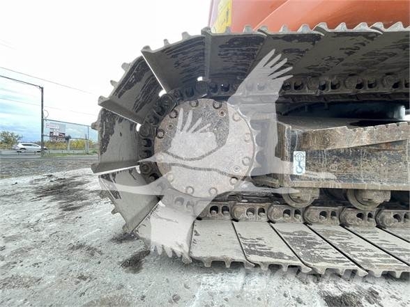 Hitachi ZX135USBL-6 حفارات زحافة