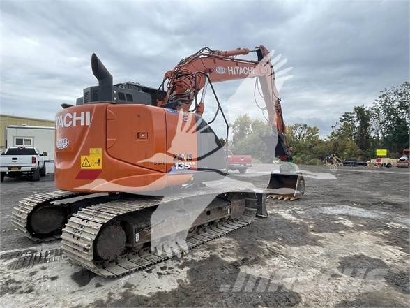 Hitachi ZX135USBL-6 حفارات زحافة