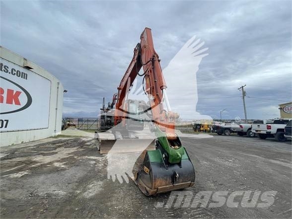 Hitachi ZX135USBL-6 حفارات زحافة