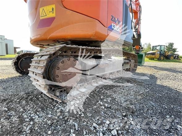 Hitachi ZX135USK-6 حفارات زحافة