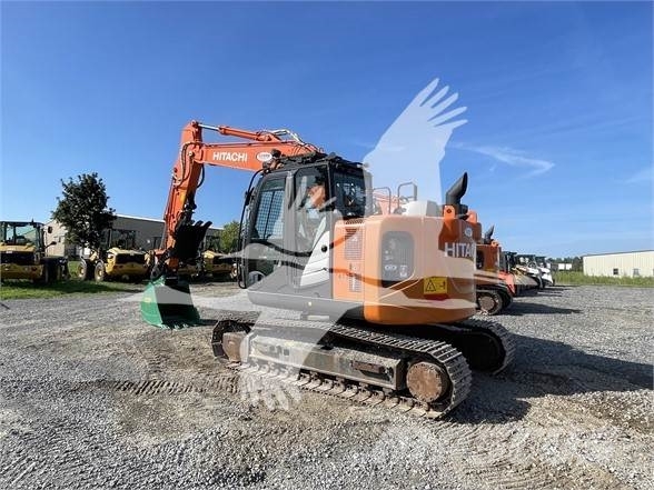 Hitachi ZX135USK-6 حفارات زحافة