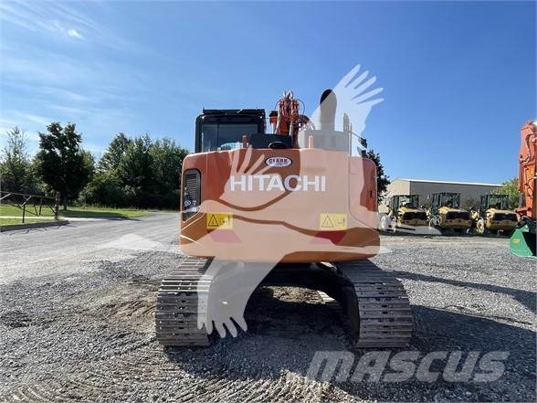 Hitachi ZX135USK-6 حفارات زحافة